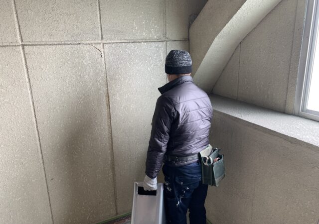 郡山市　駐車場内部修繕工事